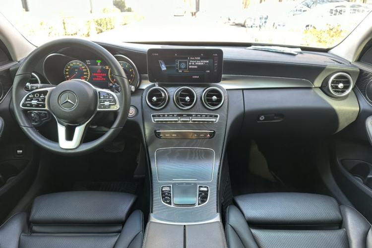 Used Mercedes-Benz C-Class 2019 Restyled C 260 L Sport Edition Interior 1