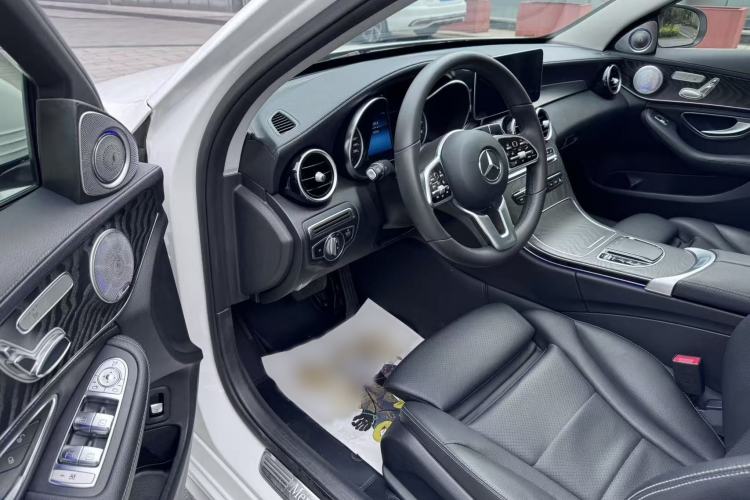 Used Mercedes-Benz C-Class 2019 C 260 L Sport Edition Interior 1