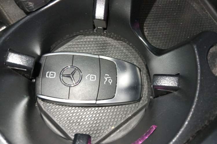 Used Mercedes-Benz C-Class 2019 C 260 L Sport Edition Interior 1