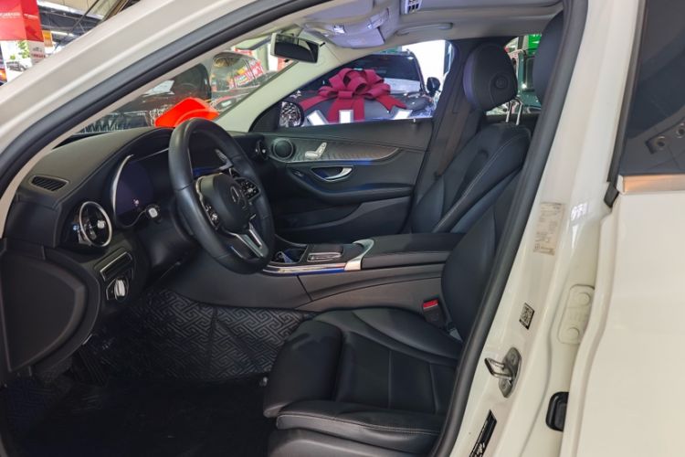 Used Mercedes-Benz C-Class 2019 C 180 L Fashion Edition Sport Version Interior 1