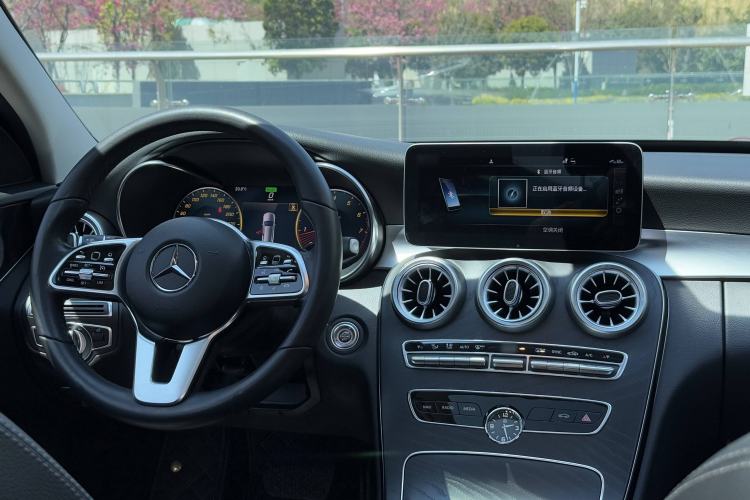 Used Mercedes-Benz C-Class 2019 C 260 Estate Interior 1
