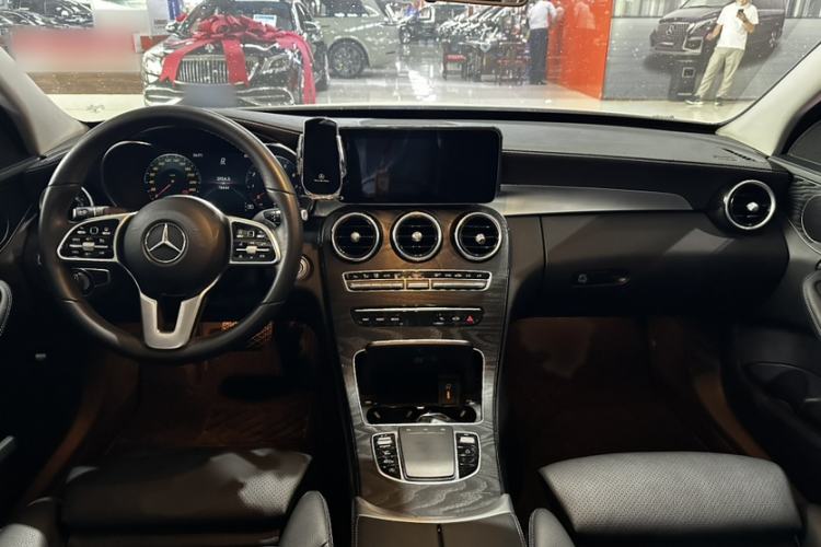 Used Mercedes-Benz C-Class 2019 Restyled C 260 L Sport Edition Interior 1