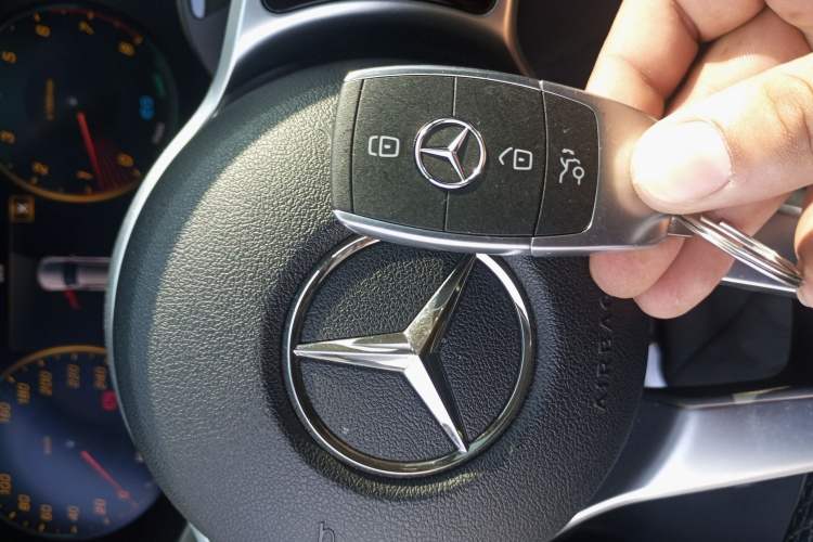Used Mercedes-Benz C-Class 2019 C 260 Estate Interior 1