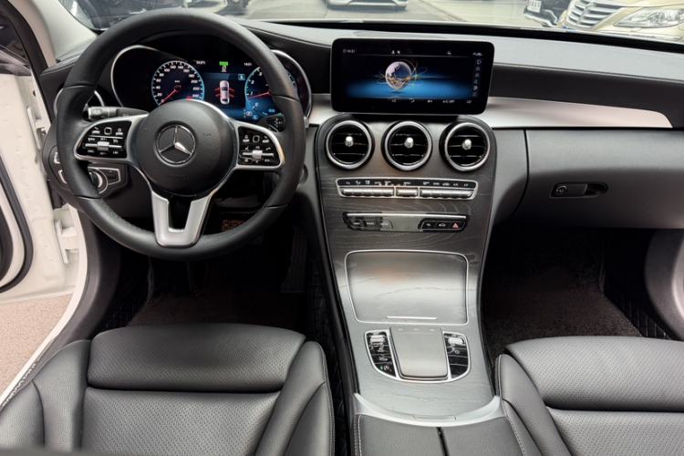 Used Mercedes-Benz C-Class 2019 Restyled C 260 L Sport Edition Interior 1
