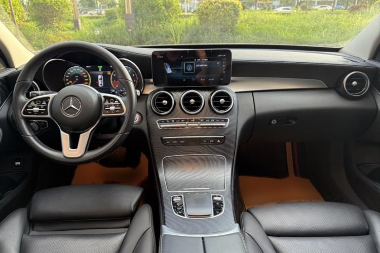Used Mercedes-Benz C-Class 2019 Restyled C 260 L Sport Edition Interior 1