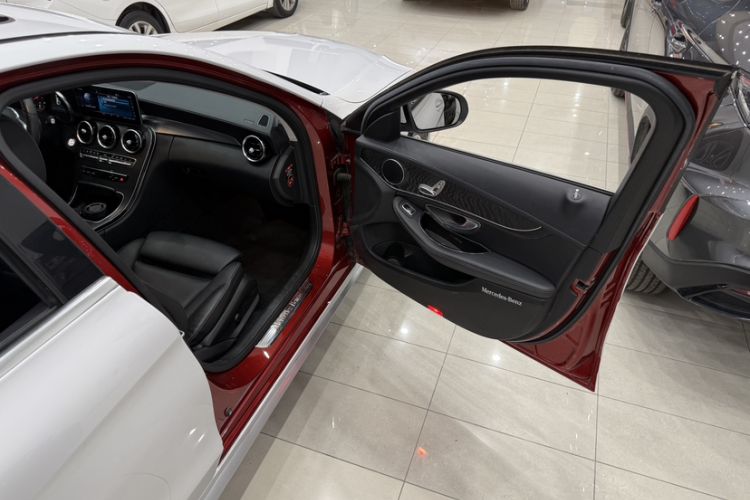 Used Mercedes-Benz C-Class 2019 C 180 L Fashion Edition Sport Version Interior 1