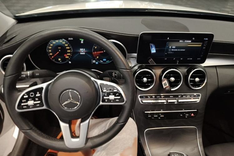 Used Mercedes-Benz C-Class 2019 Restyled C 260 L Sport Edition Interior 1