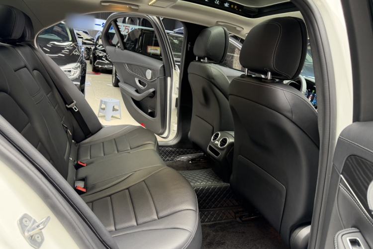 Used Mercedes-Benz C-Class 2019 Restyled C 260 L Sport Edition Interior 10