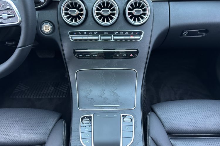 Used Mercedes-Benz C-Class 2019 Restyled C 260 L Sport Edition Interior 11