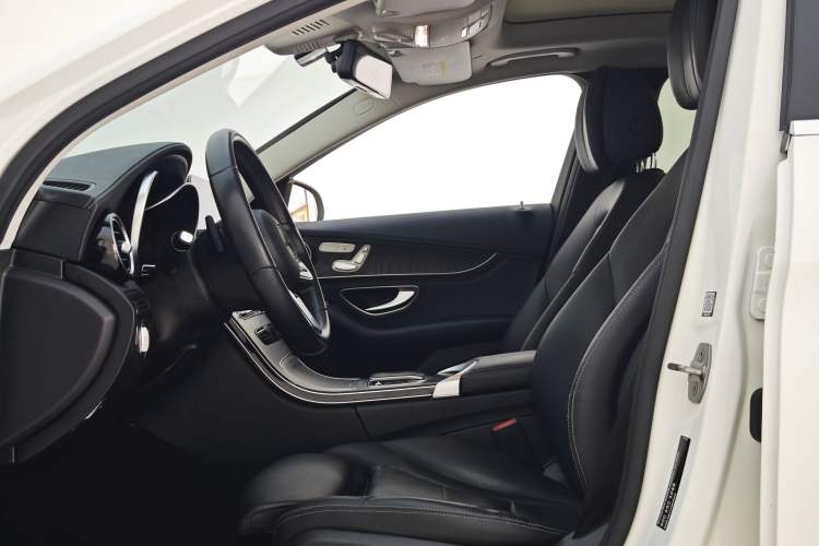 Used Mercedes-Benz C-Class 2019 C 260 L Sport Edition Interior 2