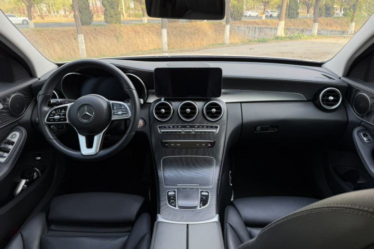 Used Mercedes-Benz C-Class 2019 Restyled C 260 L Sport Edition Interior 2
