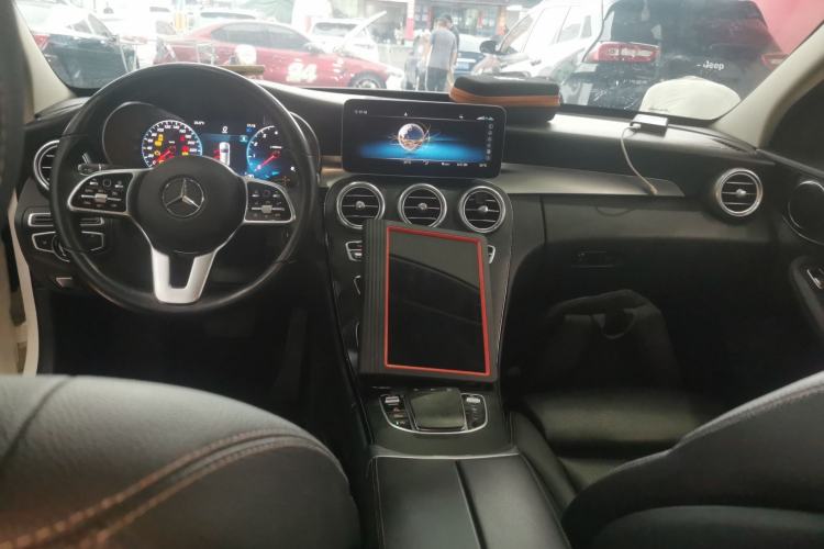 Used Mercedes-Benz C-Class 2019 C 260 Estate Interior 2