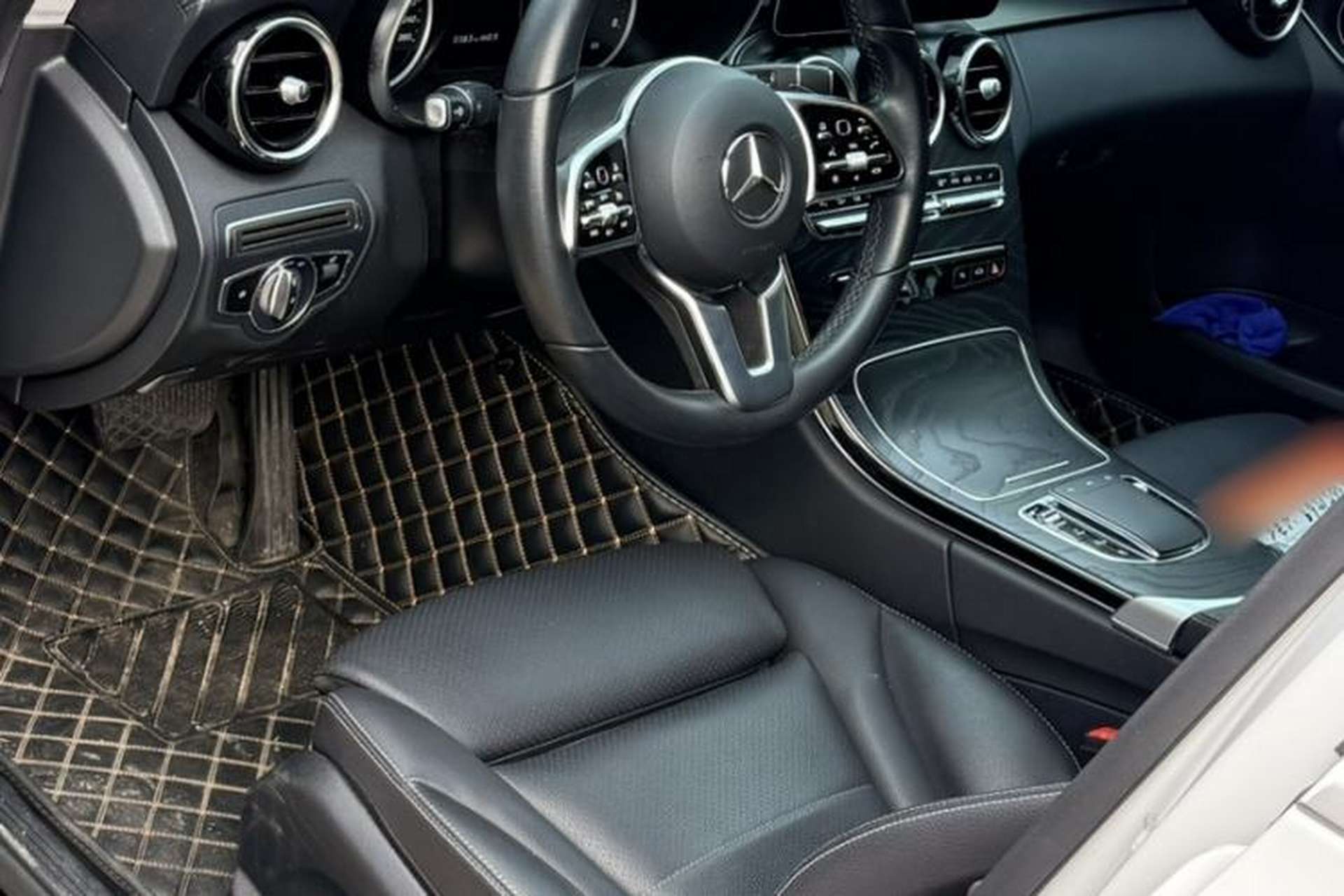 Used Mercedes-Benz C-Class 2019 C 180 L Fashion Edition Sport Version Interior 2