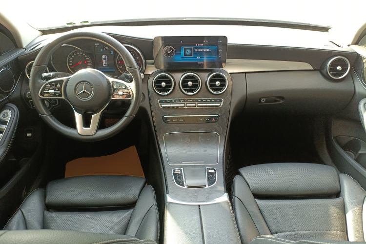 Used Mercedes-Benz C-Class 2019 C 260 L Sport Edition Interior 2