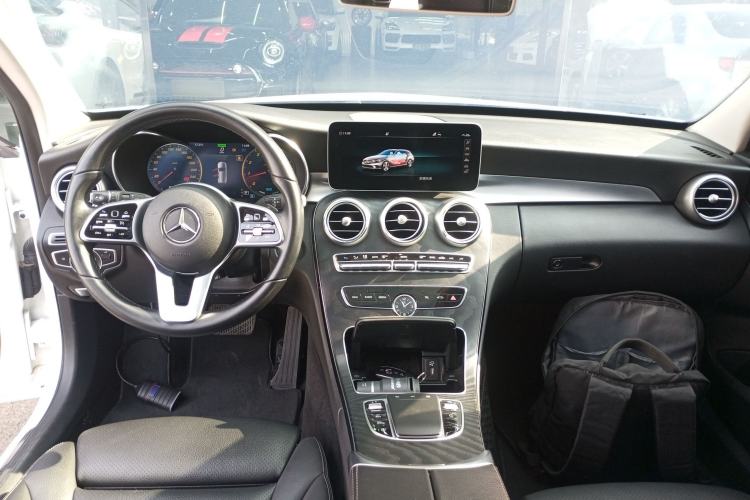 Used Mercedes-Benz C-Class 2019 C 260 Estate Interior 2