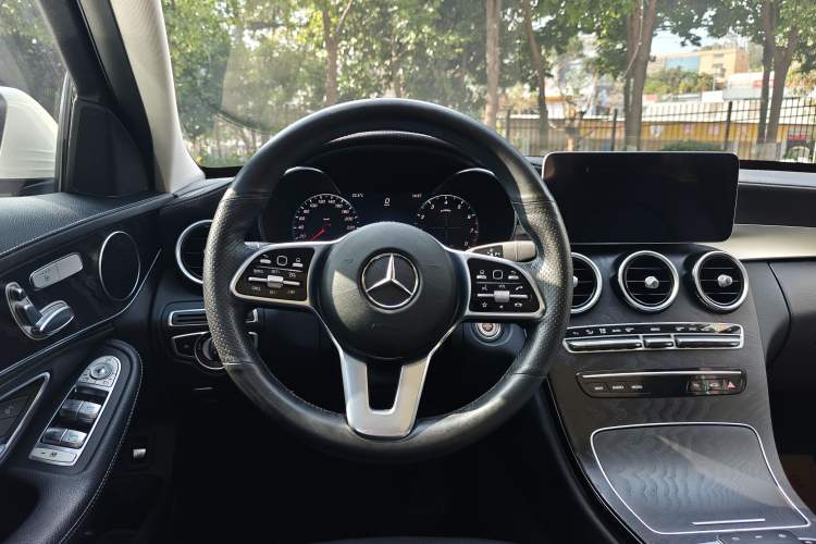 Used Mercedes-Benz C-Class 2019 Restyled C 260 L Sport Edition Interior 2
