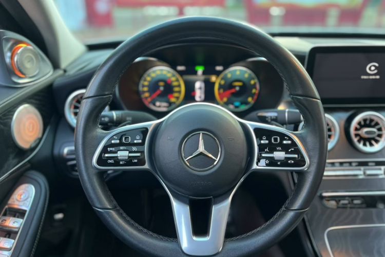 Used Mercedes-Benz C-Class 2019 Restyled C 260 L Sport Edition Interior 2
