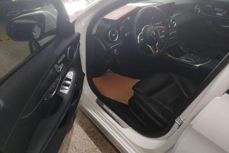 Used Mercedes-Benz C-Class 2019 C 260 L Sport Edition Interior 2