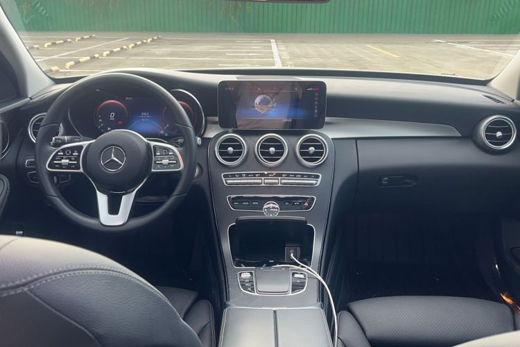 Used Mercedes-Benz C-Class 2019 C 260 Estate Interior 3