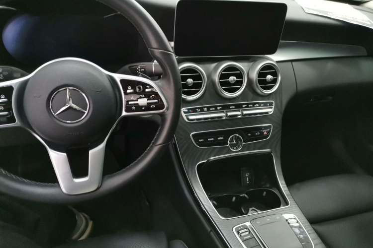 Used Mercedes-Benz C-Class 2019 C 260 Estate Interior 3