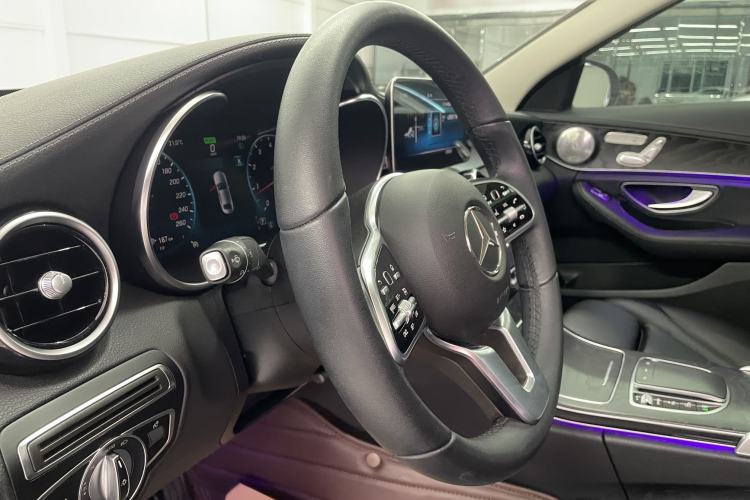 Used Mercedes-Benz C-Class 2019 C 260 L 4MATIC Sport Edition Interior 3
