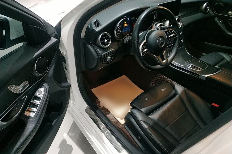 Used Mercedes-Benz C-Class 2019 C 180 Estate Interior 3