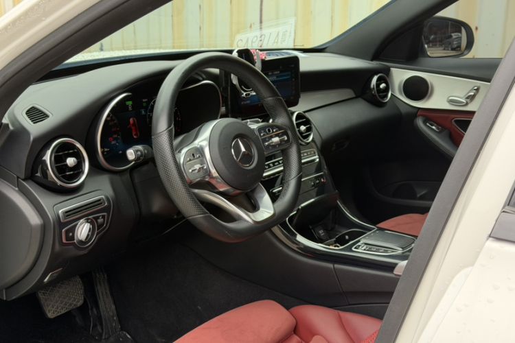 Used Mercedes-Benz C-Class 2019 C 260 Sport Edition Interior 3