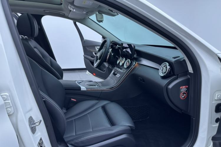 Used Mercedes-Benz C-Class 2019 Restyled C 260 L Sport Edition Interior 3