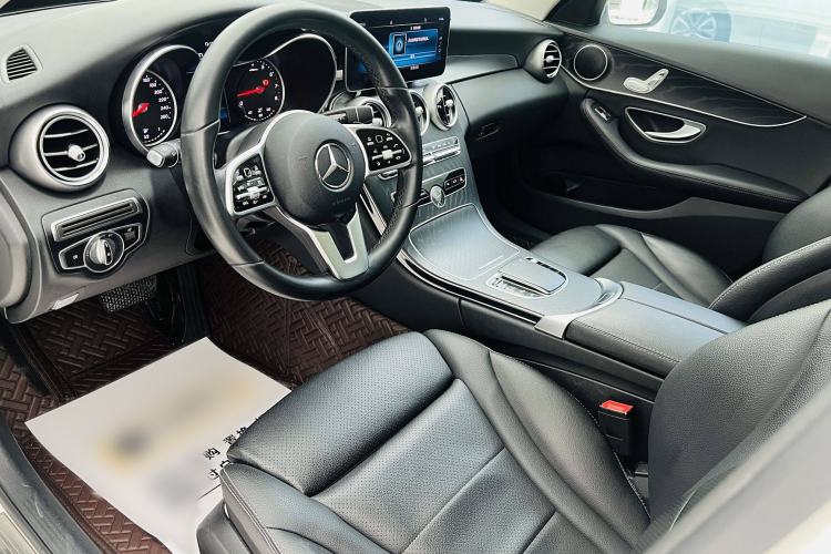 Used Mercedes-Benz C-Class 2019 C 180 Estate Interior 3
