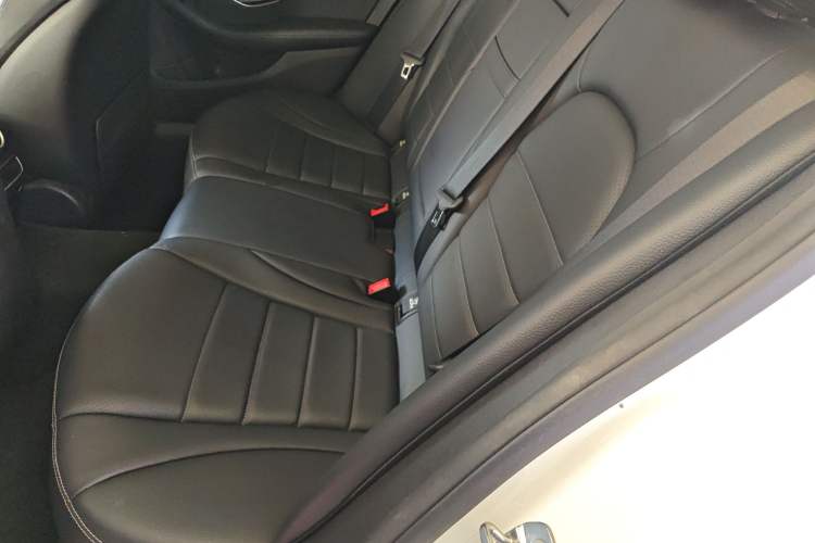 Used Mercedes-Benz C-Class 2019 C 260 L Sport Edition Interior 4