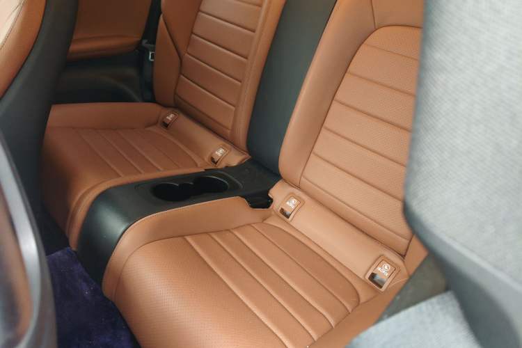 Used Mercedes-Benz C-Class 2019 C 260 4MATIC Coupe Interior 4