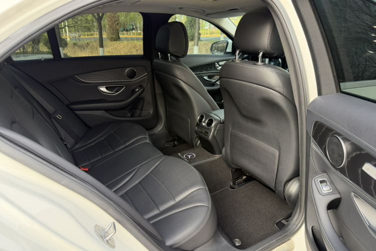 Used Mercedes-Benz C-Class 2019 Restyled C 260 L Sport Edition Interior 4
