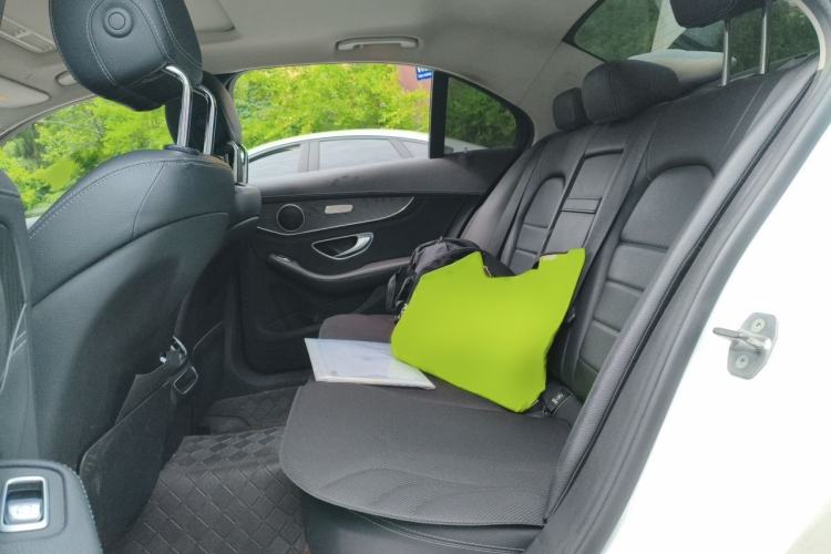 Used Mercedes-Benz C-Class 2019 C 180 L Fashion Edition Sport Version Interior 4
