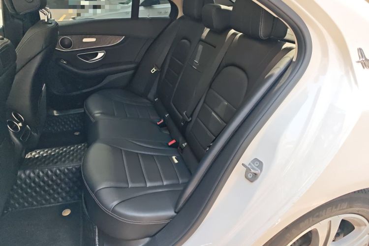 Used Mercedes-Benz C-Class 2019 C 260 L Sport Edition Interior 4