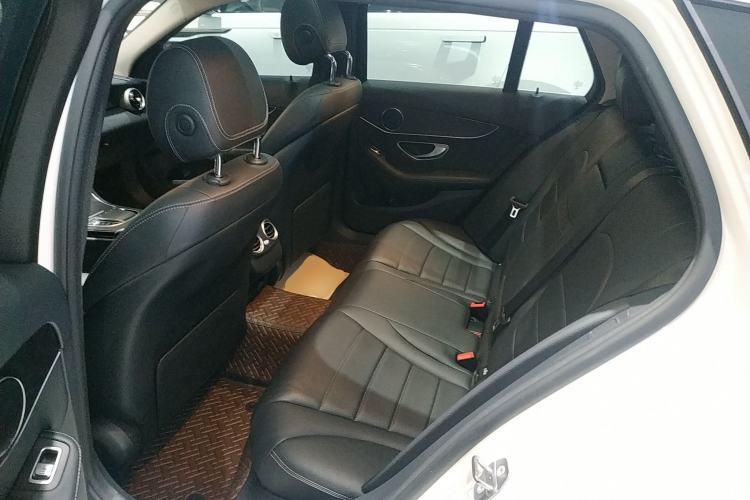 Used Mercedes-Benz C-Class 2019 C 180 Estate Interior 4