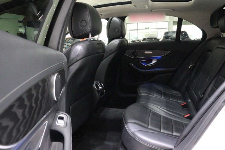 Used Mercedes-Benz C-Class 2019 C 260 L Sport Edition Interior 4