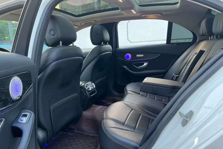 Used Mercedes-Benz C-Class 2019 Restyled C 260 L Sport Edition Interior 4
