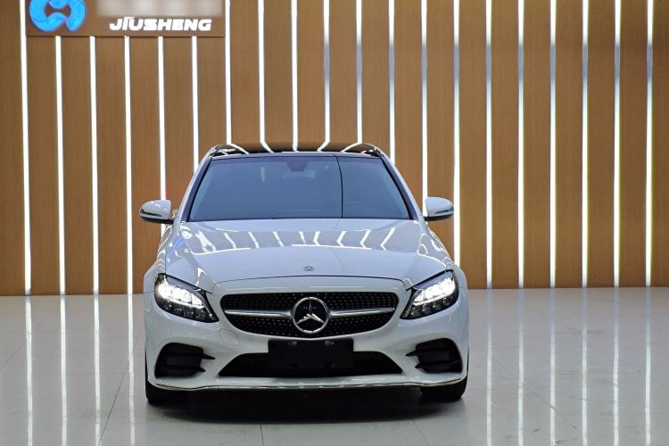 Used Mercedes-Benz C-Class 2019 C 260 L Sport Edition Interior 4