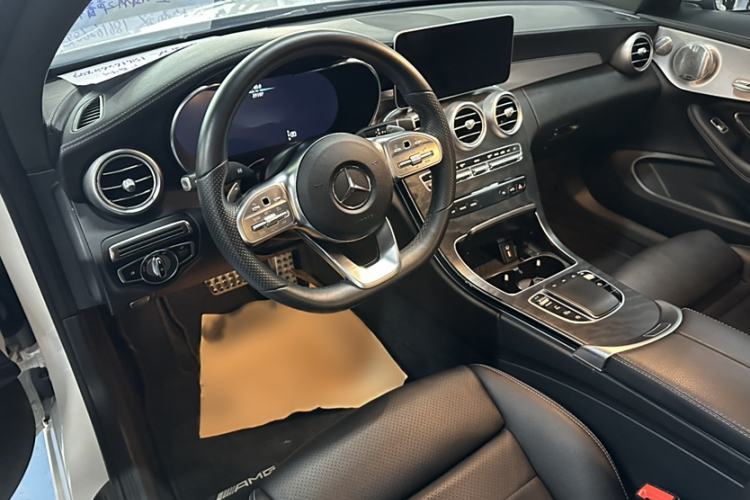 Used Mercedes-Benz C-Class 2019 C 260 Coupe Interior 5