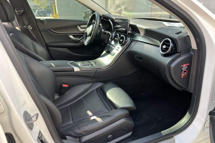 Used Mercedes-Benz C-Class 2019 Restyled C 260 L Sport Edition Interior 6