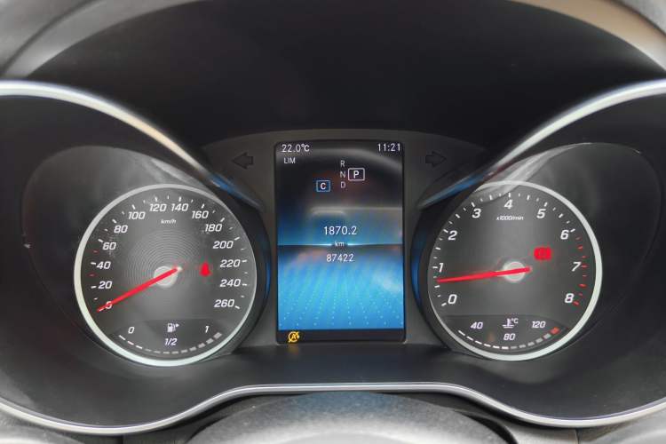 Used Mercedes-Benz C-Class 2019 C 180 L Fashion Model Interior 6