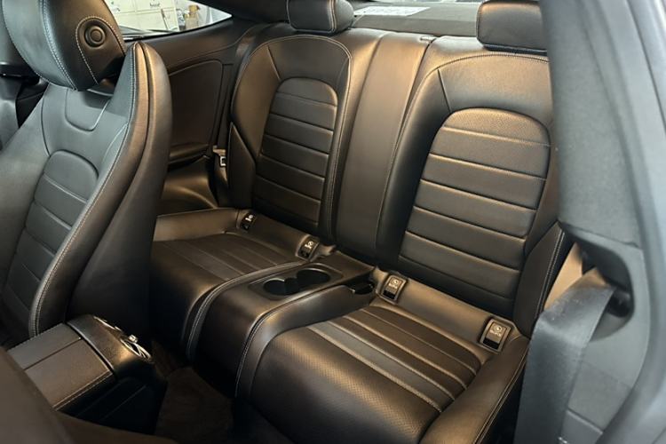 Used Mercedes-Benz C-Class 2019 C 260 Coupe Interior 6