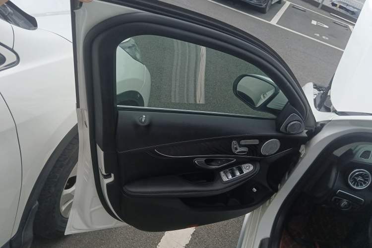 Used Mercedes-Benz C-Class 2019 Restyled C 260 L Sport Edition Interior 7