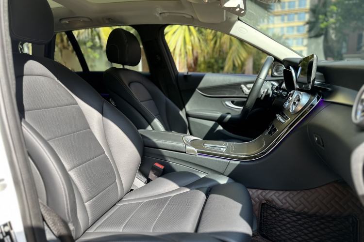 Used Mercedes-Benz C-Class 2019 C 260 Estate Interior 7