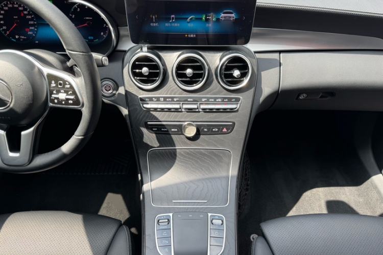 Used Mercedes-Benz C-Class 2019 Restyled C 260 L Sport Edition Interior 7