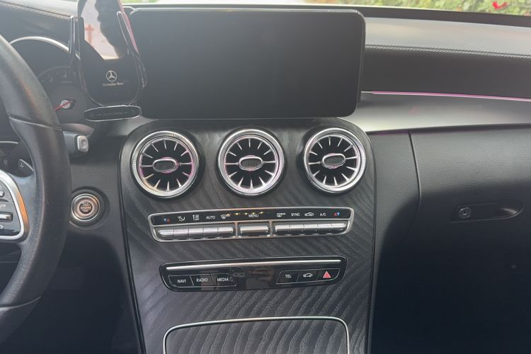 Used Mercedes-Benz C-Class 2019 C 180 L Fashion Edition Sport Version Interior 7