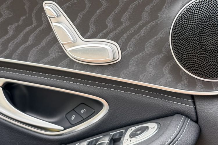 Used Mercedes-Benz C-Class 2019 C 180 L Fashion Edition Sport Version Interior 9
