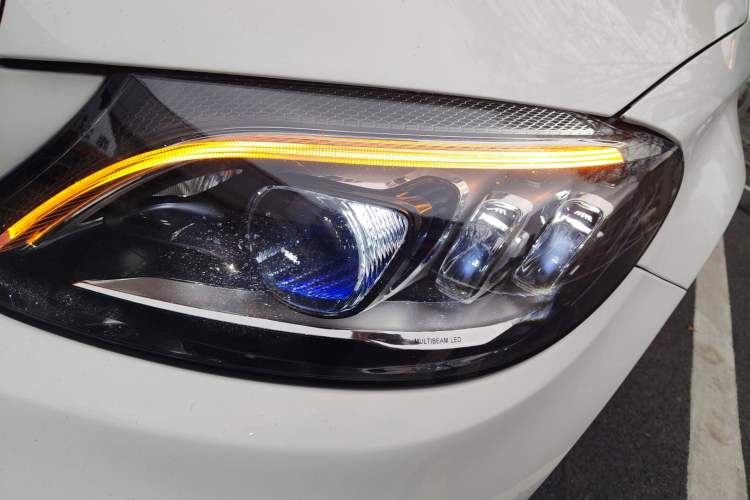 Used Mercedes-Benz C-Class 2019 C 260 4MATIC Coupe Left Front Headlight