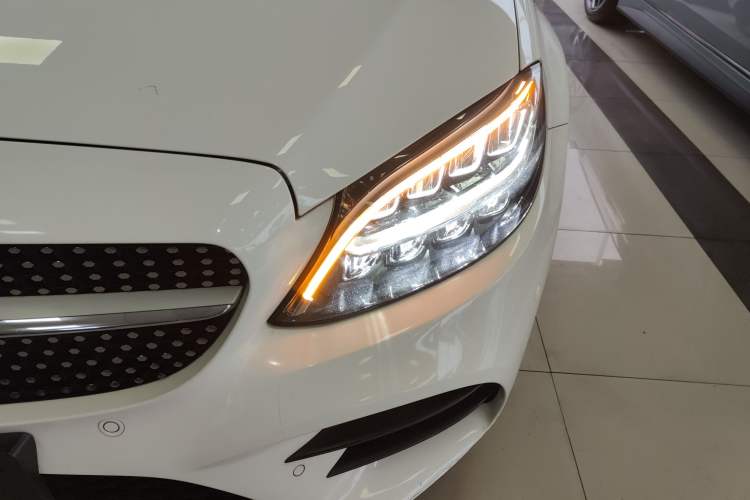 Used Mercedes-Benz C-Class 2019 C 260 Coupe Left Front Headlight