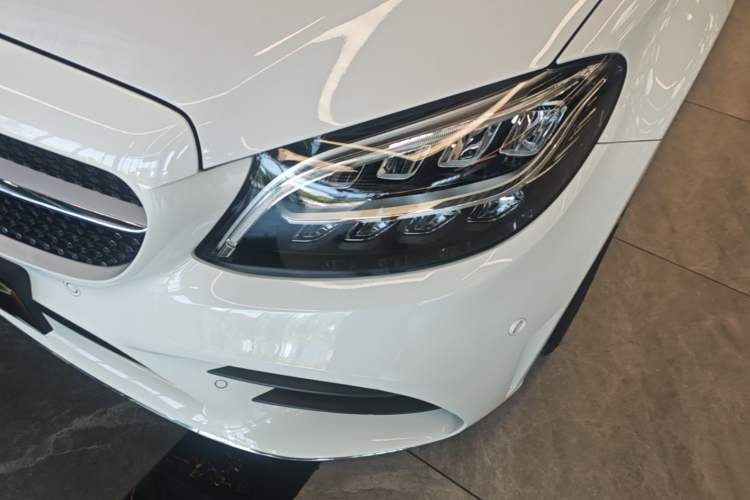 Used Mercedes-Benz C-Class 2019 C 180 L Fashion Edition Sport Version Left Front Headlight
